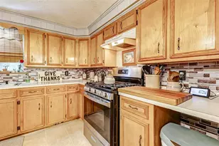 1215 Esther St, Kemah, TX 77565 - Photo 15