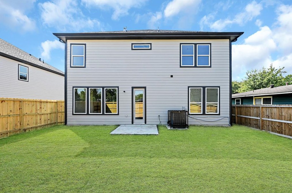 4605 Brinkley St, Houston TX  77051-2804 exterior