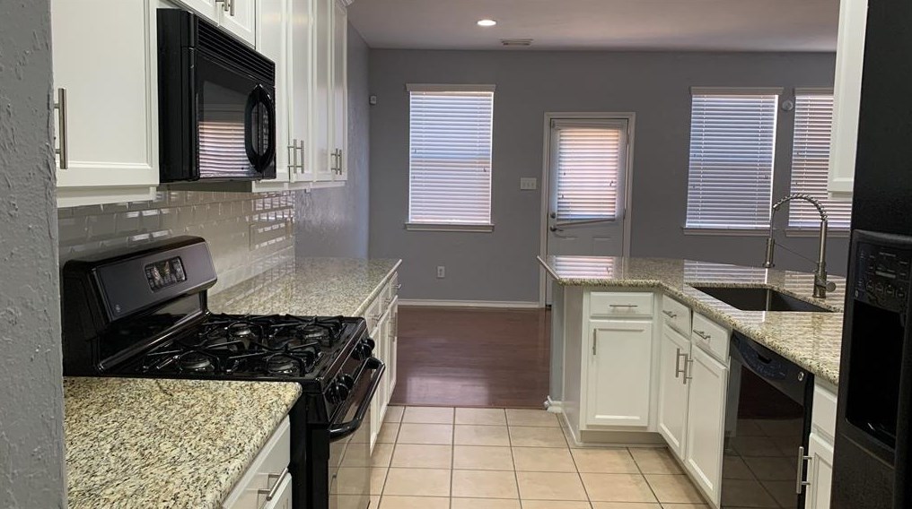 14415 Lilygate Ct, Houston TX  77047-3346 exterior