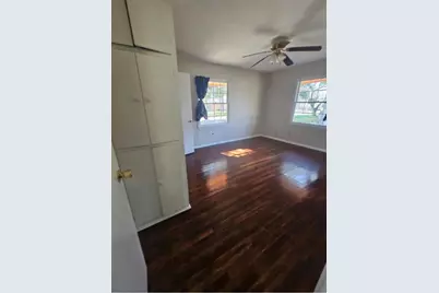 504 W Burleson Street, Wharton, TX 77488 - Photo 3