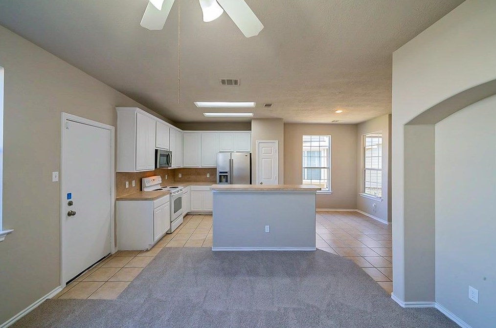 14334 Mooreview Ln, Houston TX  77014-1484 exterior