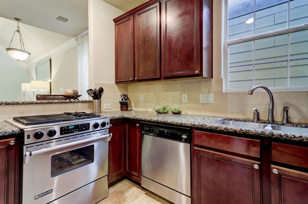 3410 Cline St, Houston TX  77020-6126 exterior