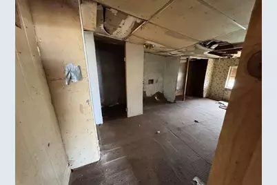 610 W Garrison Avenue, Electra, TX 76360 - Photo 9