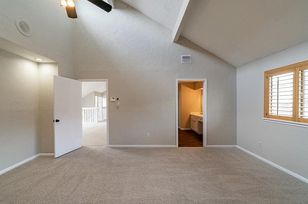 7602 Antoine Dr, Houston TX  77088-4203 exterior