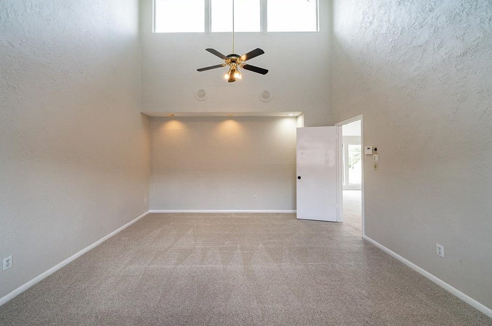 7602 Antoine Dr, Houston TX  77088-4203 exterior