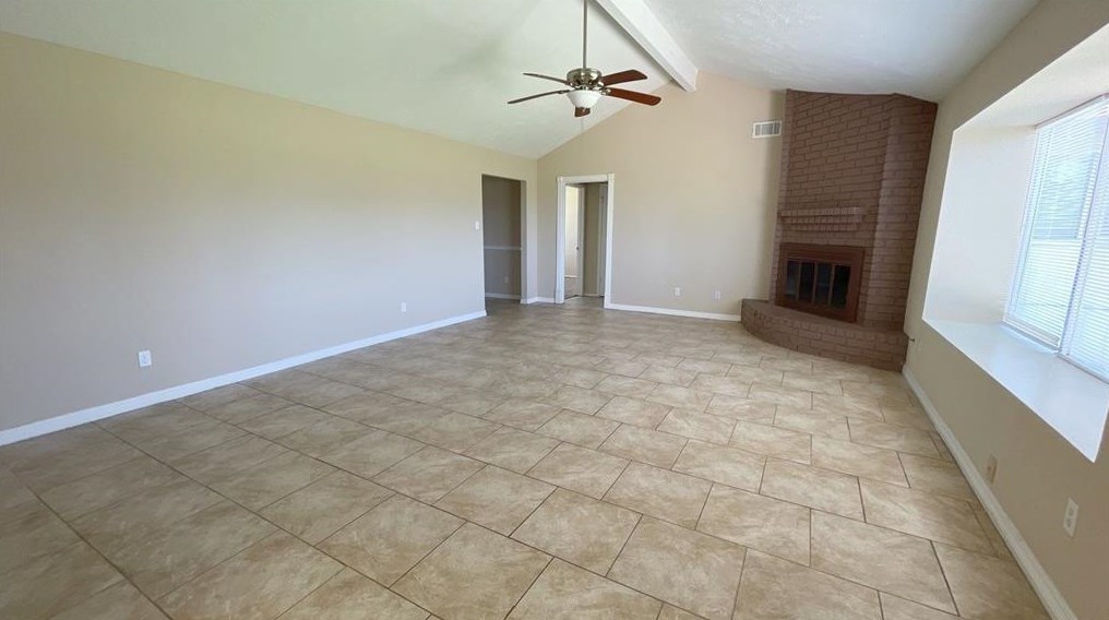 306 Aft Way, Crosby TX  77532-4161 exterior