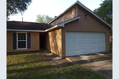 2410 Daffodil Street, Highlands, TX 77562 - Photo 1