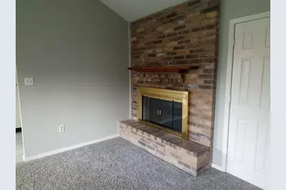 2410 Daffodil Street, Highlands, TX 77562 - Photo 3