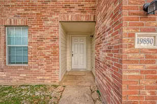 19850 Portlick Ct, Katy, TX 77449 - Photo 11