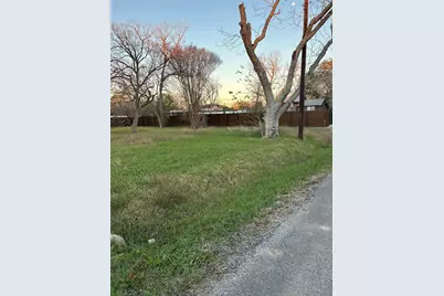 402 Bay Oaks Drive, La Porte, TX 77571 - Photo 3