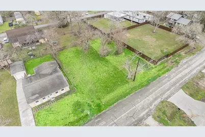 402 Bay Oaks Drive, La Porte, TX 77571 - Photo 19