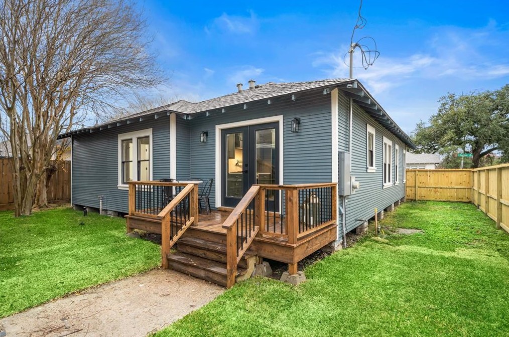 1139 Gardner St, Houston TX  77009-5021 exterior