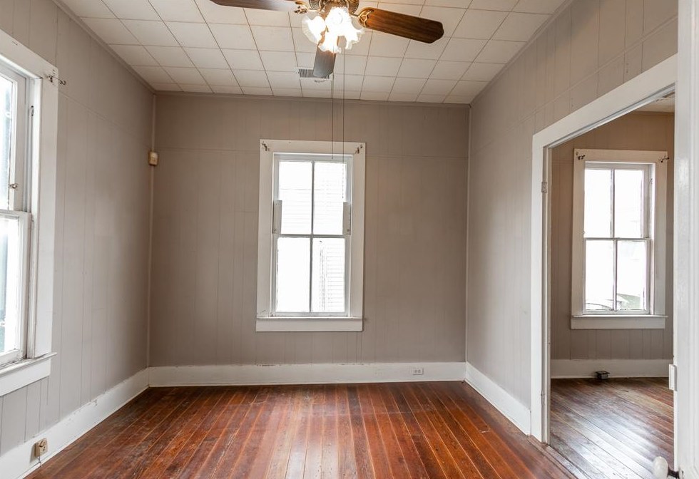 812 18 St, Galveston TX 77550-4928 exterior