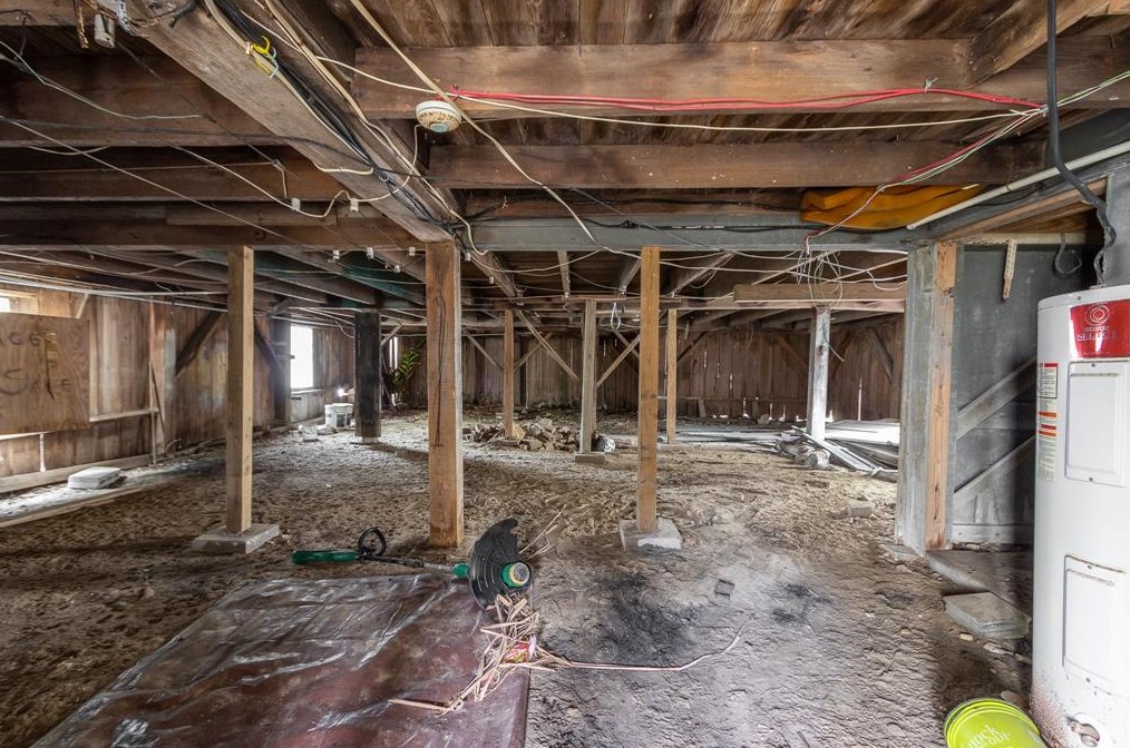 812 18 St, Galveston TX 77550-4928 exterior