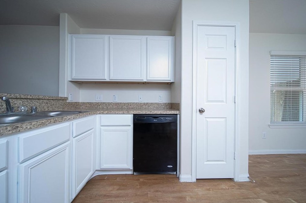 6159 El Granate Dr, Houston TX  77048-4072 exterior