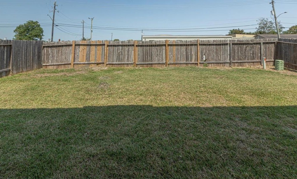 6159 El Granate Dr, Houston TX  77048-4071 exterior