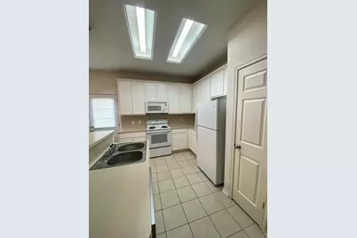 8925 Elm Drake Lane, Humble, TX 77338 - Photo 5