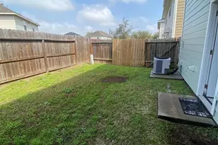 8925 Elm Drake Ln, Humble, TX 77338 - Photo 9