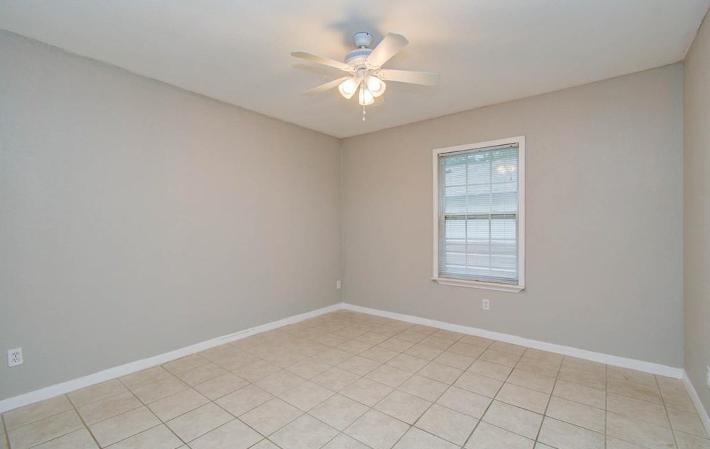 10131 Tangiers, Houston TX  77041-7543 exterior