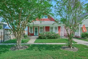 219 W 13th St, Houston, TX 77008 - Photo 1