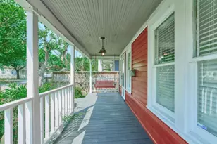 219 W 13th St, Houston, TX 77008 - Photo 5