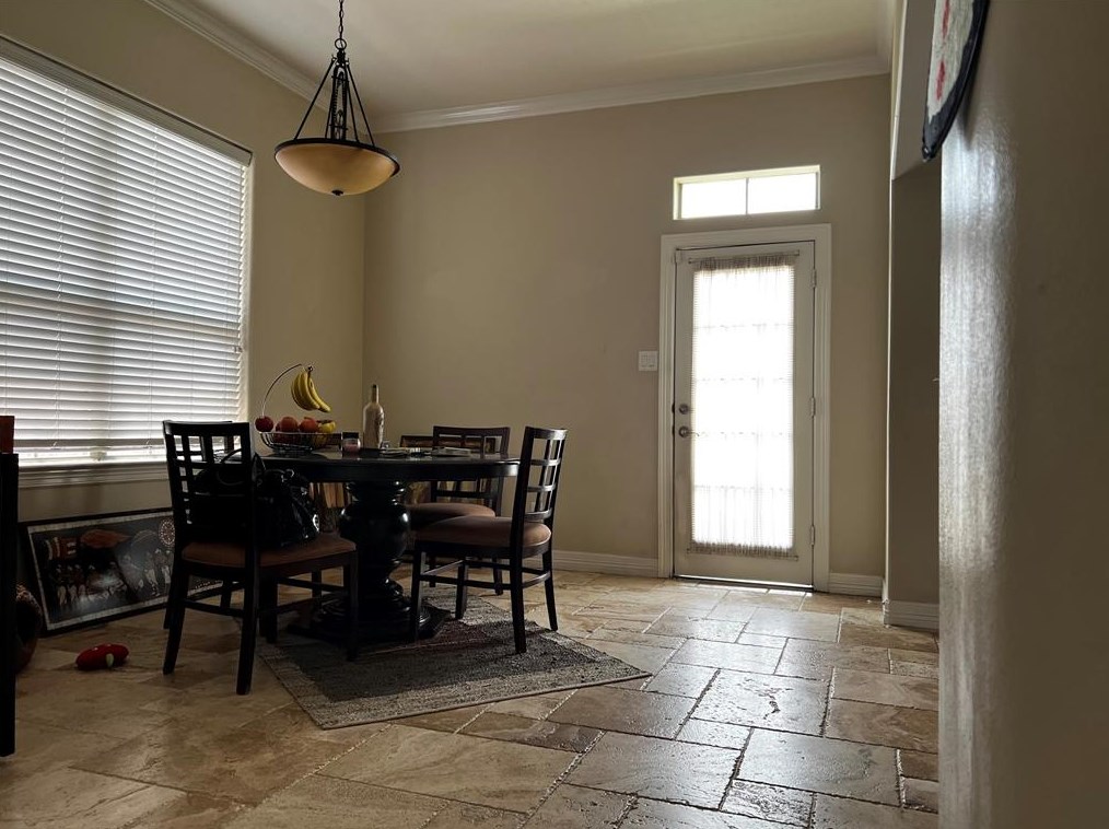 7923 Ouray Dr, Houston TX  77040-5096 exterior