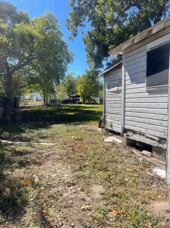 4014 King, Houston TX  77026-1539 exterior