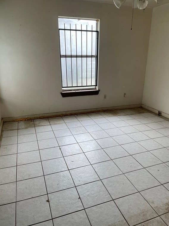 4014 King, Houston TX  77026-1539 exterior