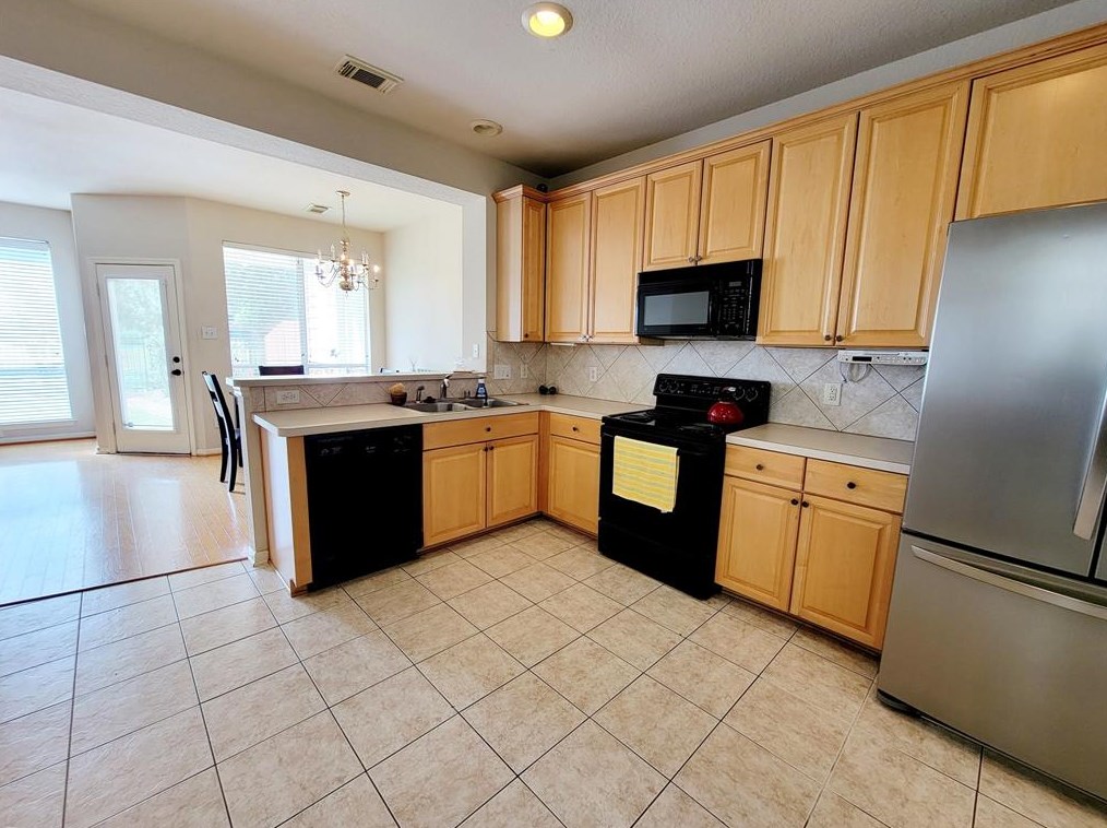 2111 Grand Ter, Sugar Land TX  77479-6515 exterior
