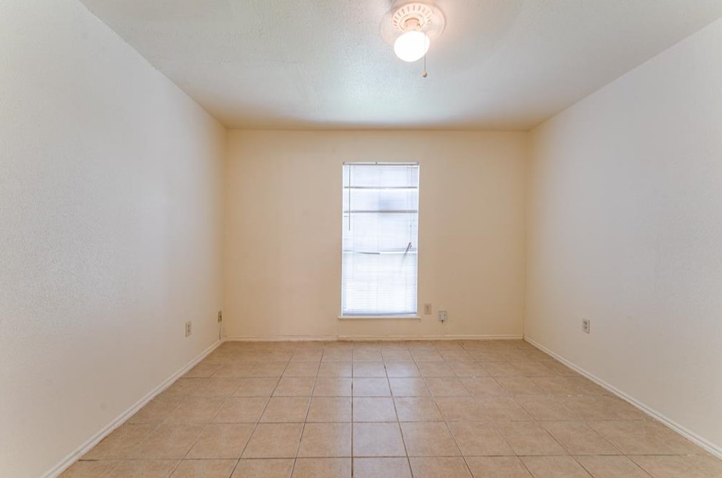 6819 Cook Rd, Houston TX  77072-2237 exterior