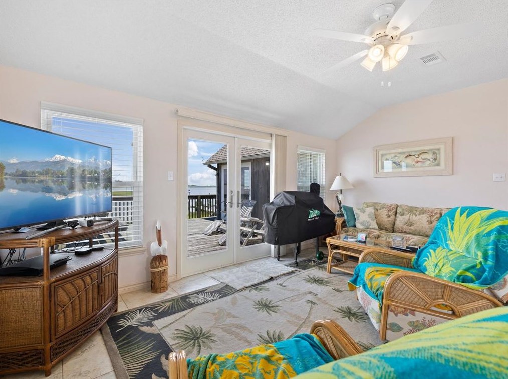 4403 Palm St, Jones Creek TX  77541-9453 exterior