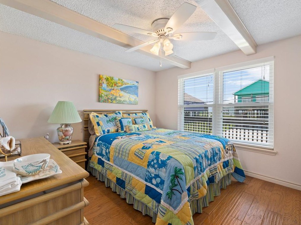 4403 Palm St, Jones Creek TX  77541-9453 exterior