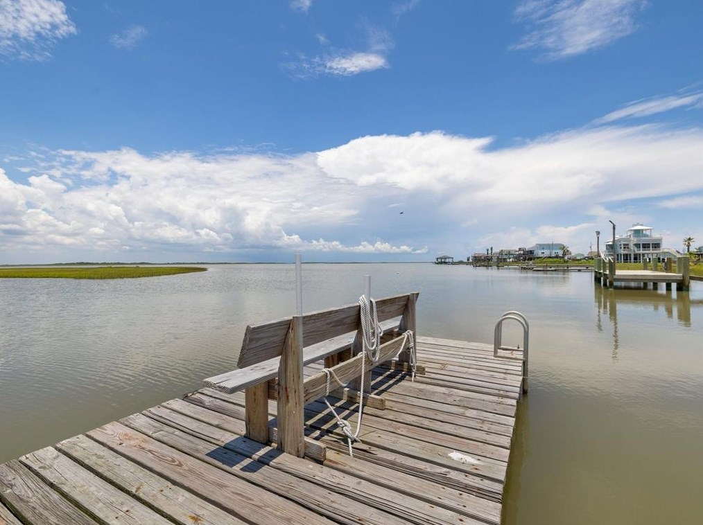 4403 Palm St, Jones Creek TX  77541-9453 exterior