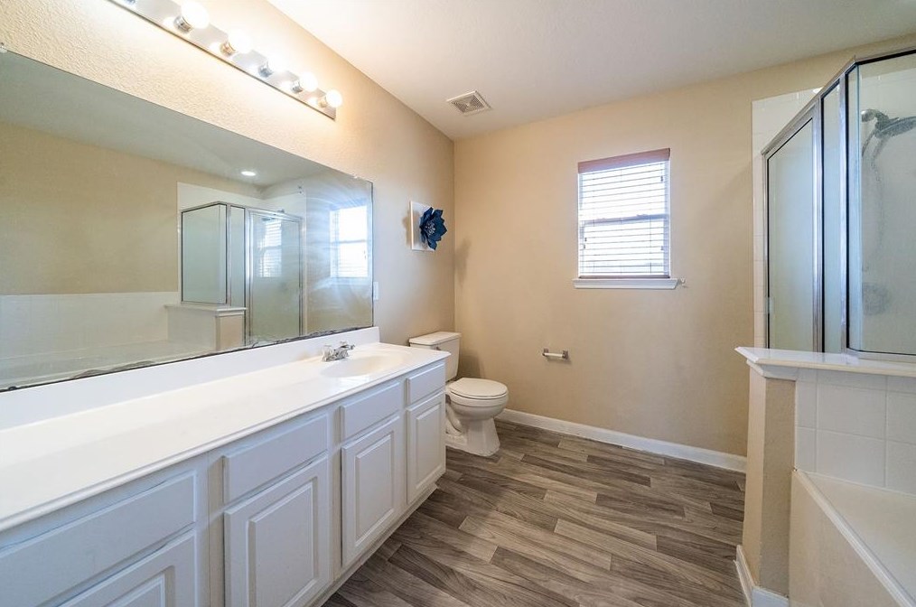 19014 Remington Bnd Dr, Houston TX  77073-4461 exterior