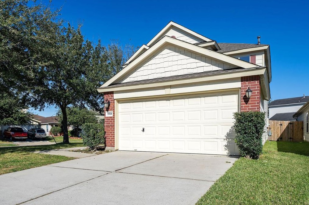 19014 Remington Bnd Dr, Houston TX  77073-4461 exterior