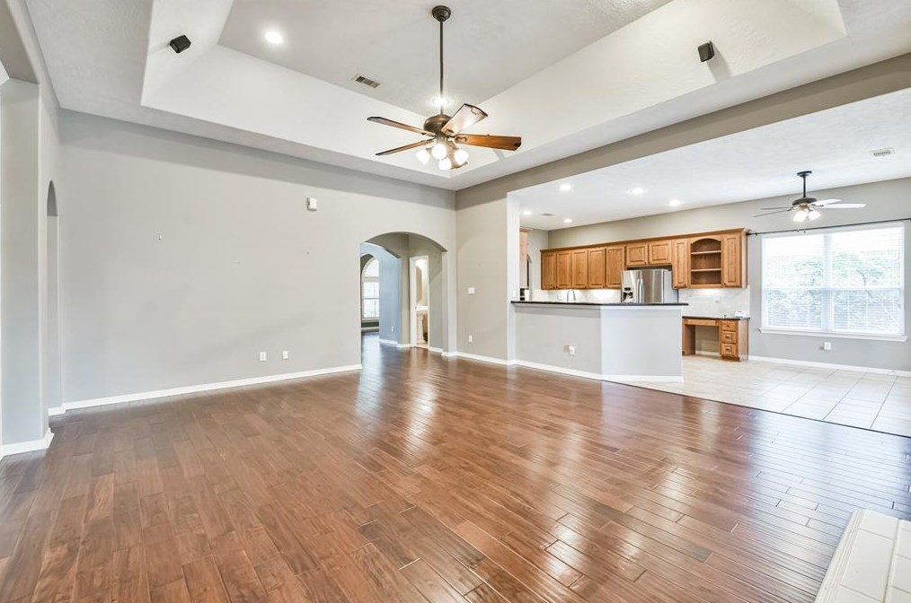 4902 Wellington Way, Houston TX  77069-2138 exterior