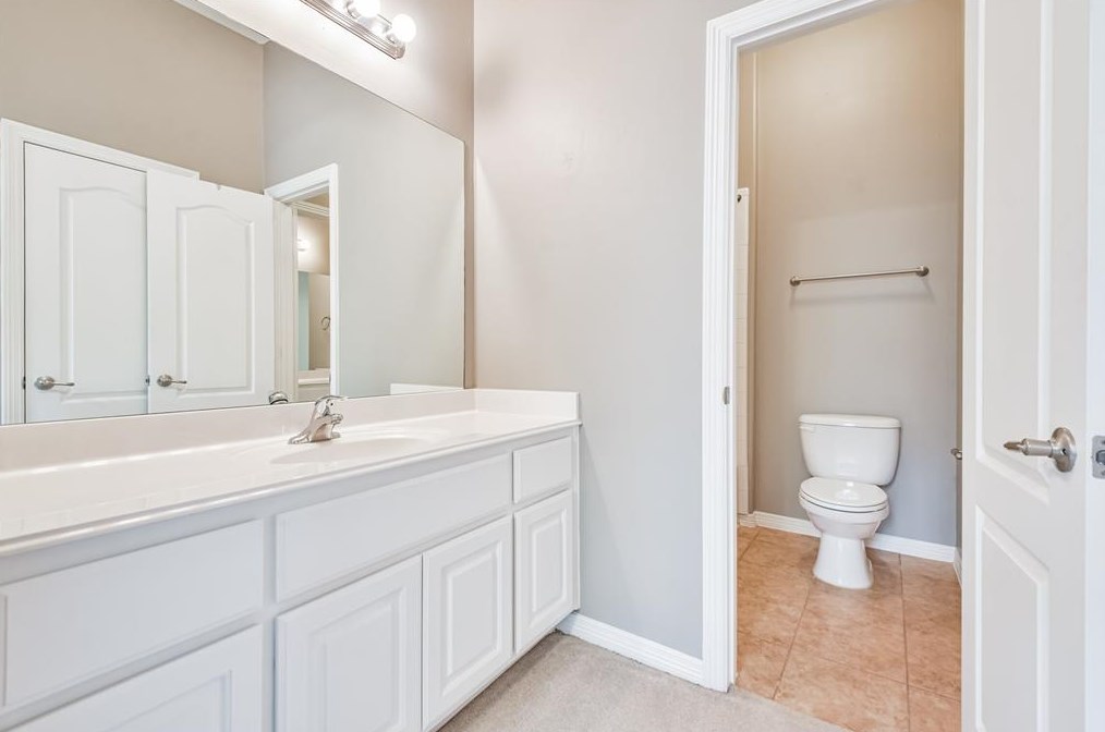 4902 Wellington Way, Houston TX  77069-2138 exterior