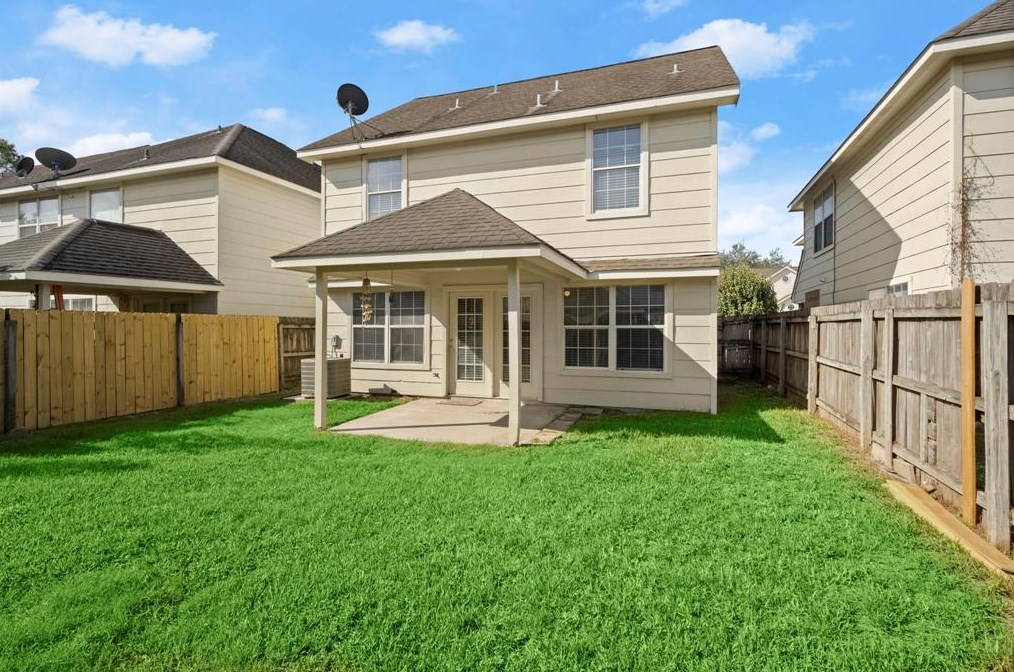 11914 Vita Cir, Houston TX  77070-5753 exterior