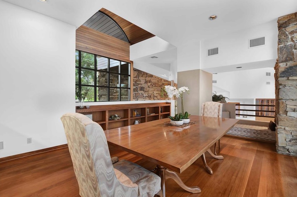 3925 Northshore Dr, Montgomery TX 77356-5369 exterior