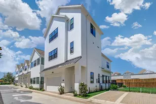 1653 Bingle Rd, Houston, TX 77055 - Photo 1