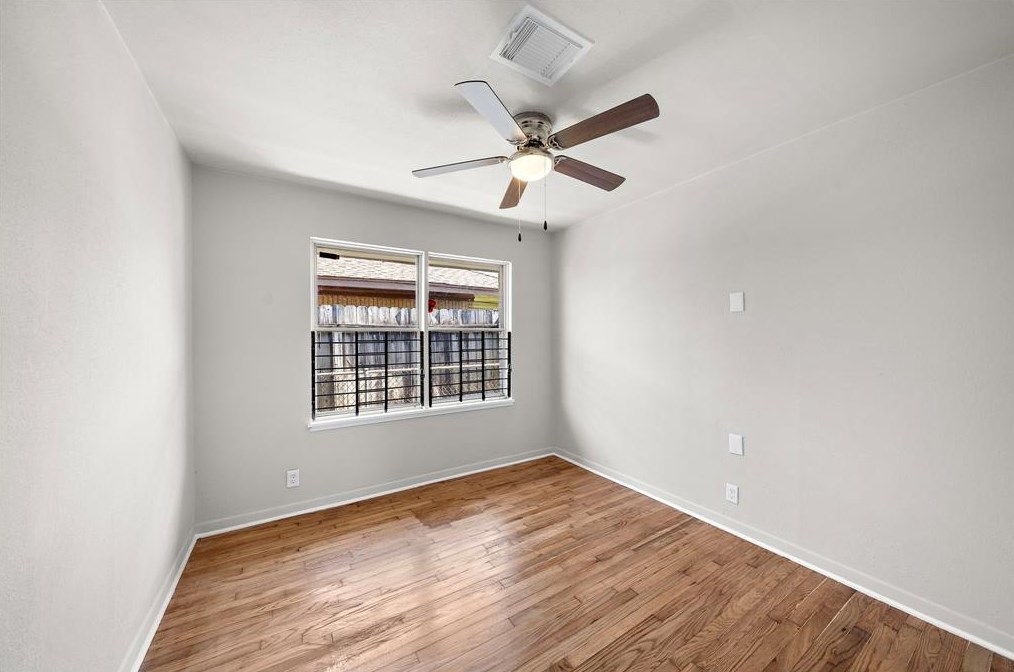 3121 Chimira Ln, Houston TX  77051-4241 exterior