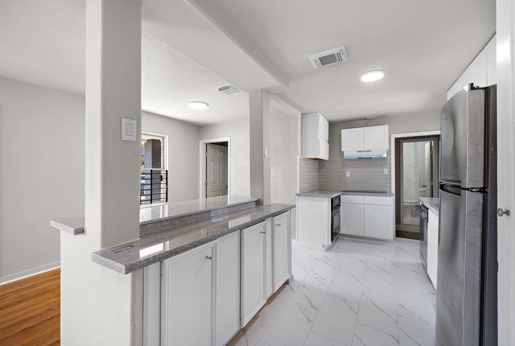 3121 Chimira Ln, Houston TX  77051-4241 exterior
