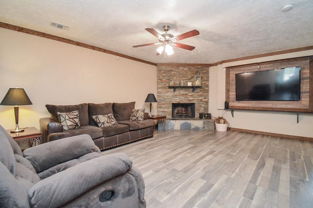 10234 Northview Dr, Houston TX  77086-2014 exterior