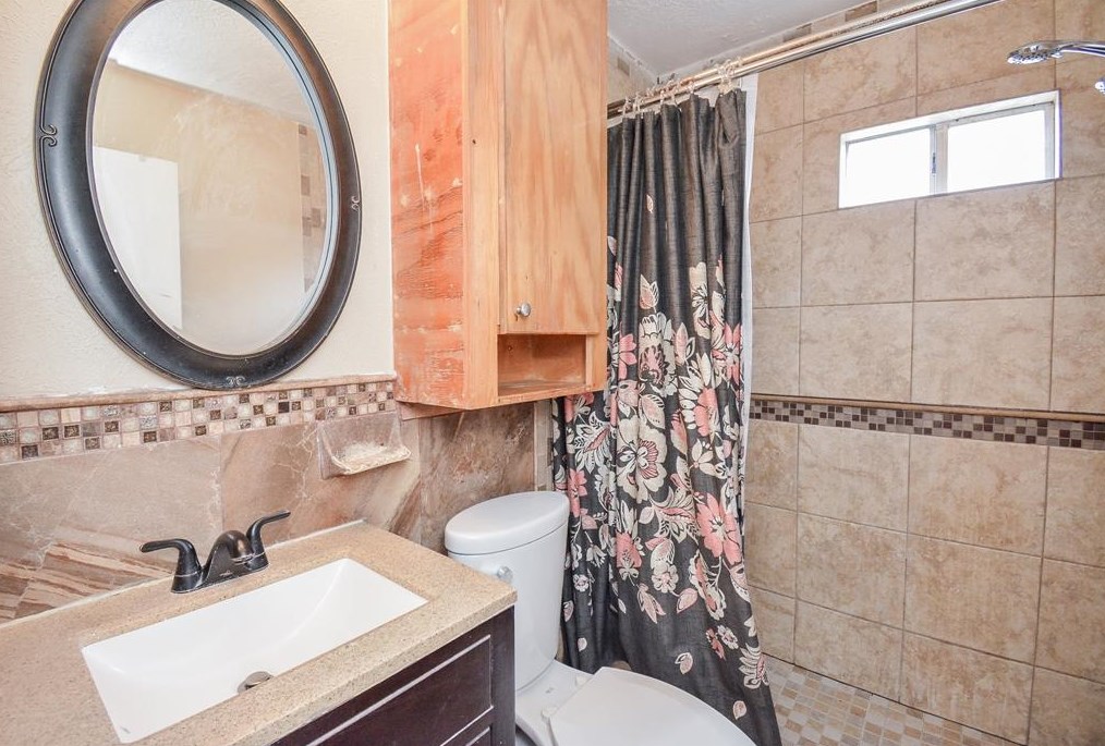 10234 Northview Dr, Houston TX  77086-2014 exterior
