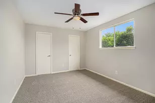 6814 Indian Falls Dr, Houston, TX 77489 - Photo 19