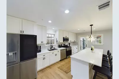 7702 Antoine Drive, Houston, TX 77088 - Photo 15