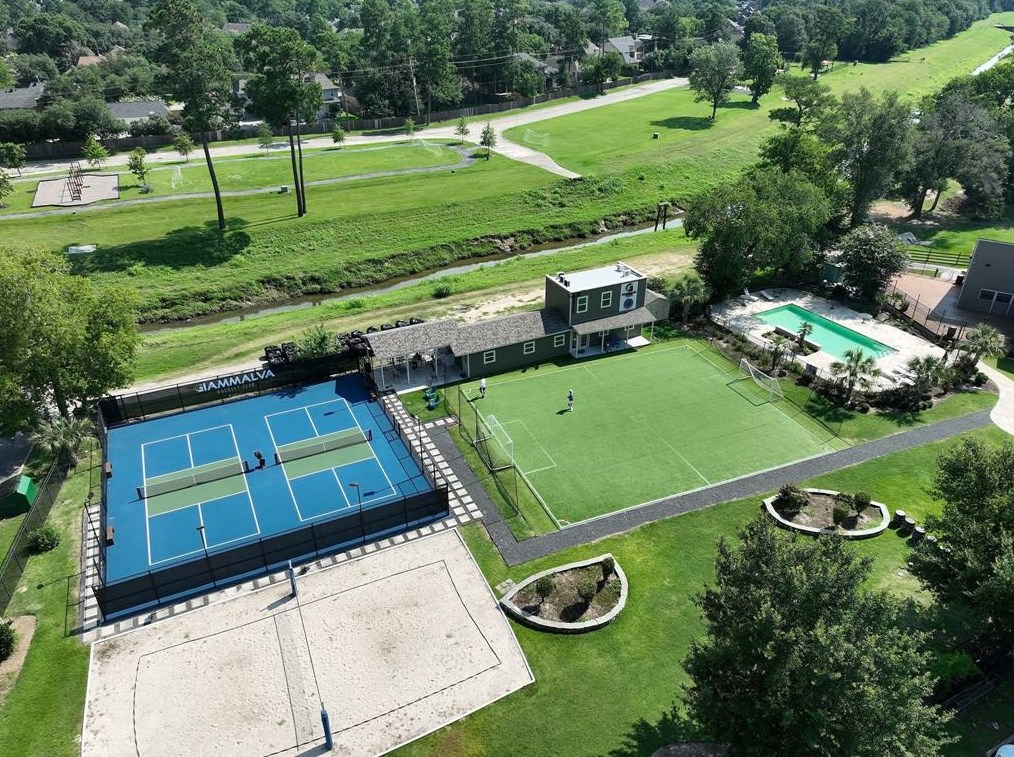 16315 Cloverwick, Spring TX 77379-7616 exterior