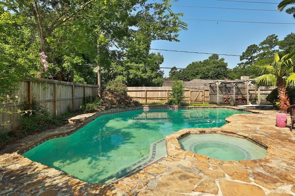 16315 Cloverwick, Spring TX 77379-7616 exterior