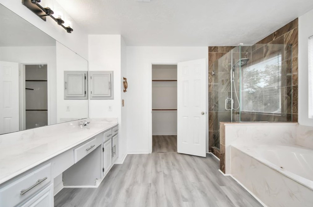 9311 Waving Fields Dr, Houston TX  77064-4557 exterior