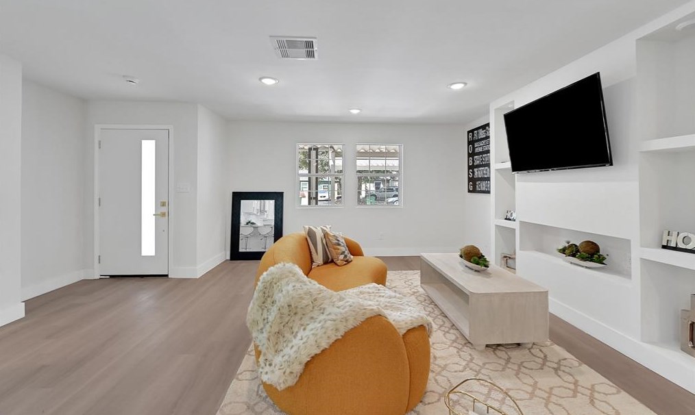 10105 Fairland Dr, Houston TX  77051-3640 exterior